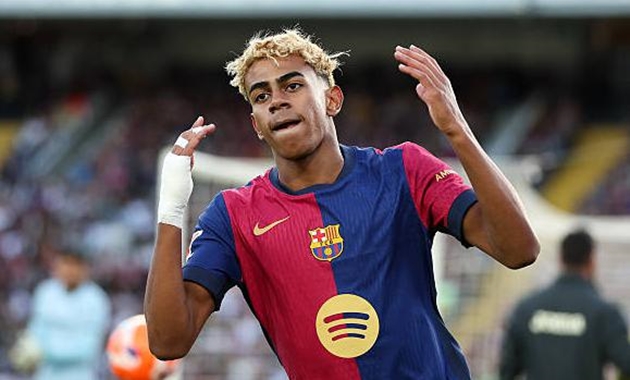 Thần đồng Lamine Yamal: Khẳng định bản thân, viết nên câu chuyện riêng tại Barcelona