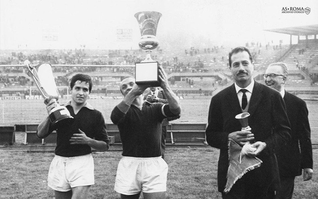 AS Roma: Huyền Thoại, Khủng Hoảng và Khát Vọng Phục Hưng