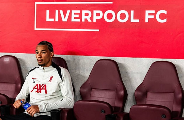 Liverpool đấu Yokohama F. Marinos: Ekitike ra mắt, Salah dẫn đầu cuộc tấn công